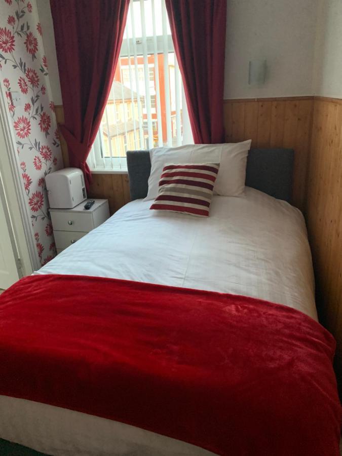 Kingscliff Bed and Breakfast Blackpool Esterno foto