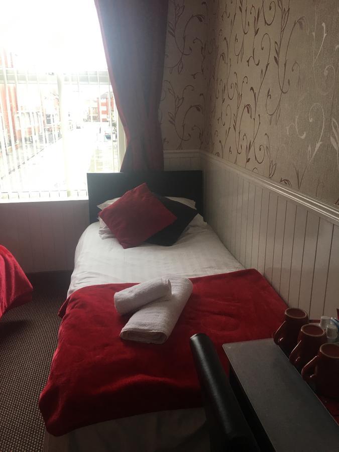 Kingscliff Bed and Breakfast Blackpool Esterno foto